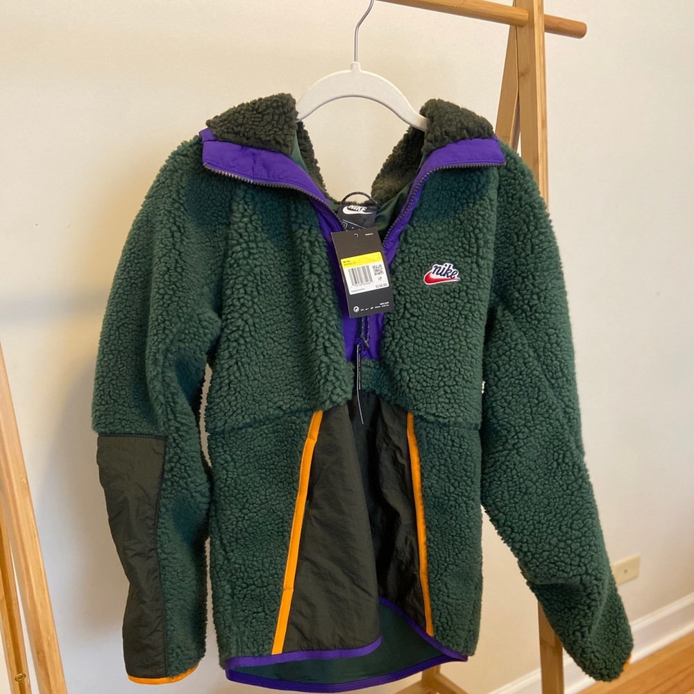 Nike sweater